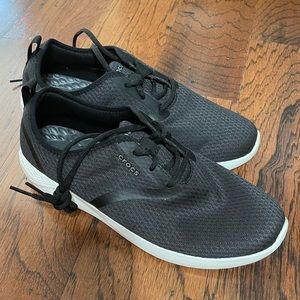 Size 11 Black Crocs Sneakers